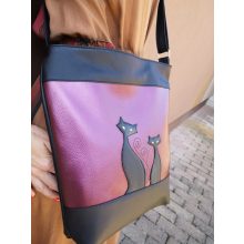 Szia Cicus boszorkánylilában