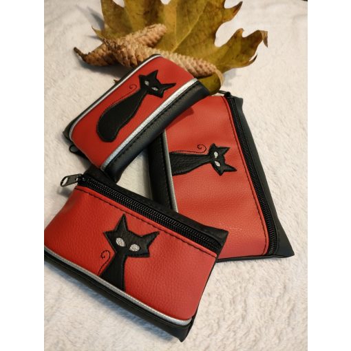 Boszorkány cicái 5 dbos szett (táska + tárca + neszeszer + kulcstartó+ kártytartó)