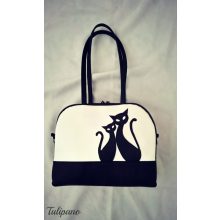 RENDELHETŐ!!!   Kis kézitáska összebújós cicás