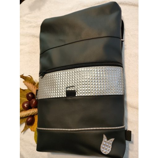 UTOLSÓ DARABOK  Csillagos éjszaka 3in1 rolltoptáska