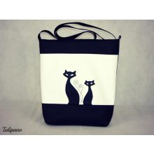 Szia Cicus fehérben