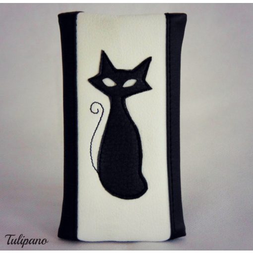 Cicád is belefér szett több szinben