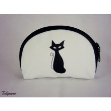 Cicád is belefér szett több szinben