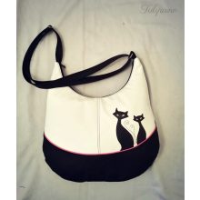  Cicád is belefér táska tárcával több színben